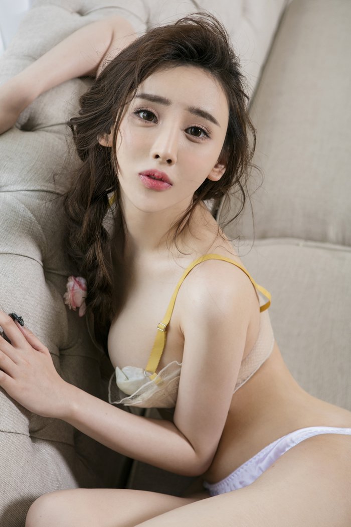 温婉嫩模于思琪花瓣乳贴大胆私房照(图37)